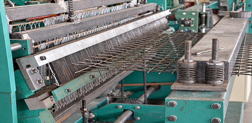/uploads/image/2026/09/21/Pre-crimped wires being woven into mesh on an APM loom.jpg Pre-crimped wires being woven into mesh on an APM loom.jpg